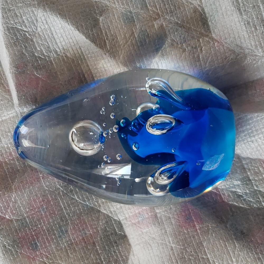 Paperweight / Studio Art Glass blue